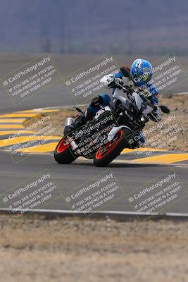 media/Sep-10-2022-SoCal Trackdays (Sat) [[a5bf35bb4a]]/Turns 9 and 8 (12pm)/